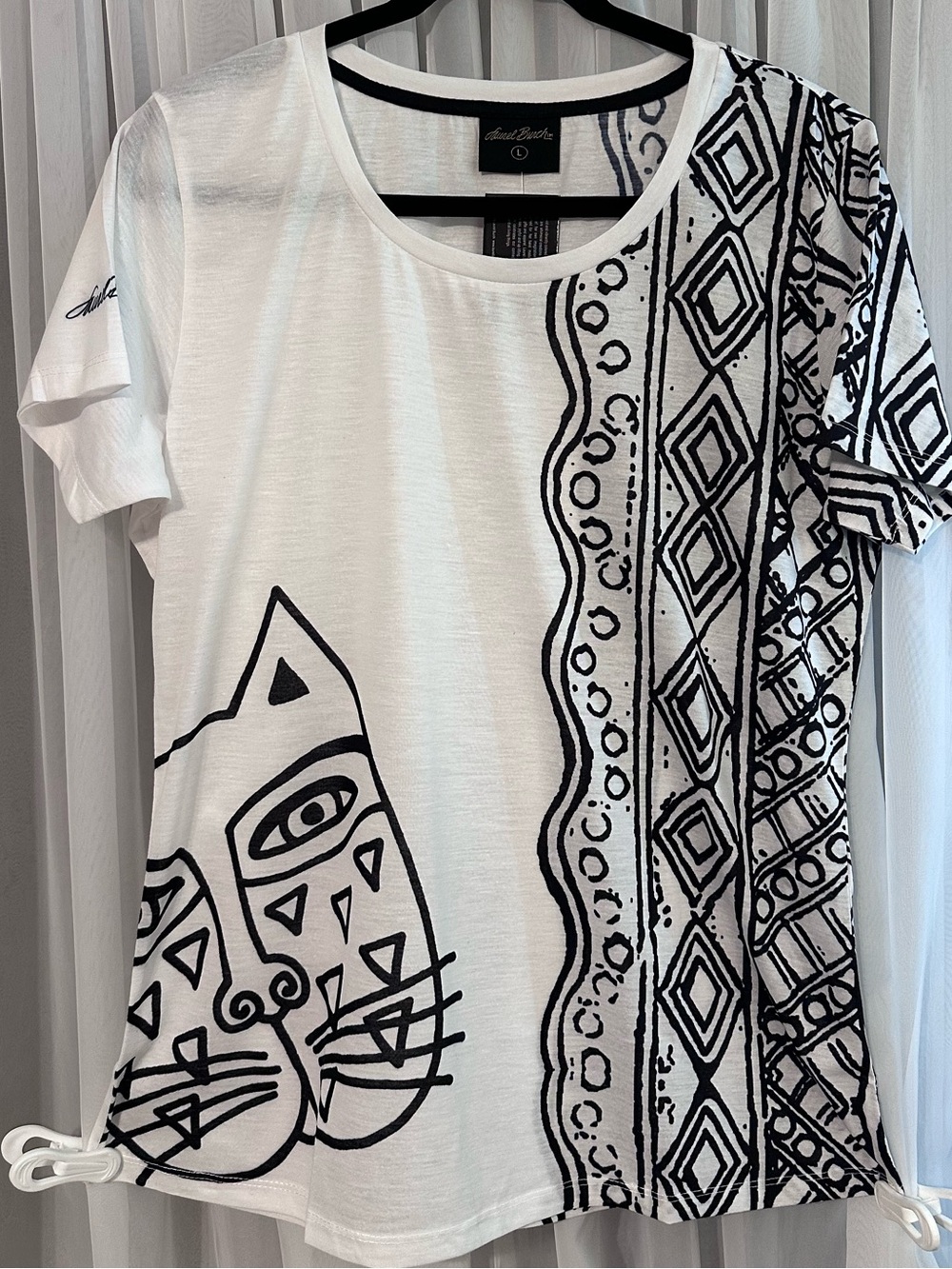 Laurel Burch Lightweight White & Black Cat Print Tee Size L